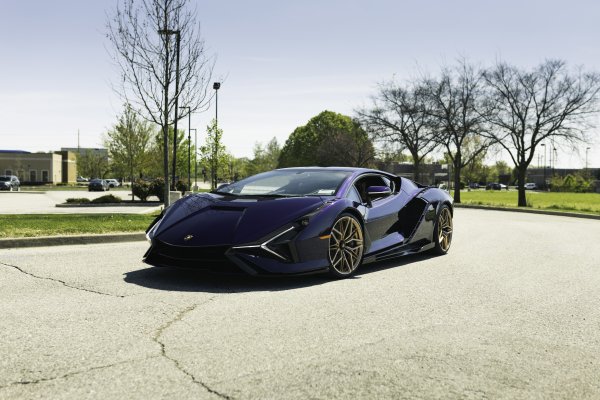 Lamborghini-sian-super-car