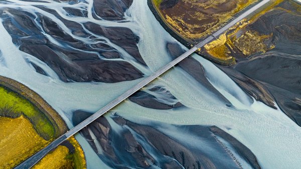 Markarfljotriveraerial gettyimages-1071052284 3840x2160