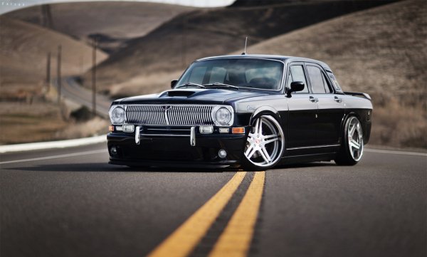 volga-gaz-24-chernaya-tyuning