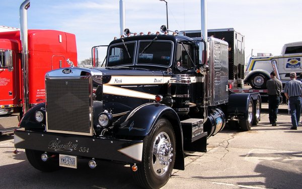 Mack-Trucks