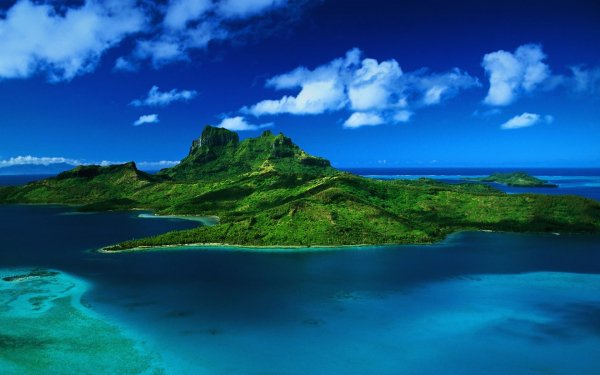 Nature Islands Green island in the blue sea 08