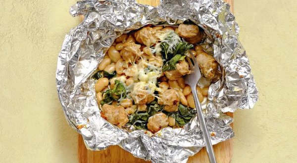 Фасоль с колбасками