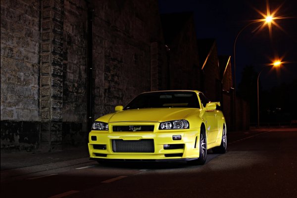 Gt-r-yellow-night-road-r34-skyline