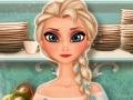 Elsa Cooking Apple Pie