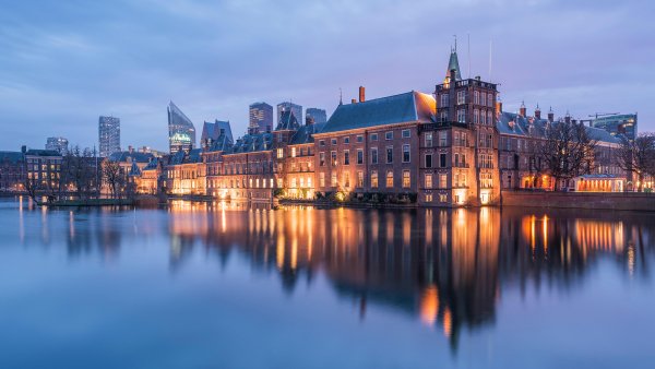 Lock2025-b54 wl haguereflectnetherlands 1920x1080