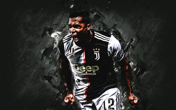alex-sandro-juventus-fc-brazilian-footballer-portrait-serie-a