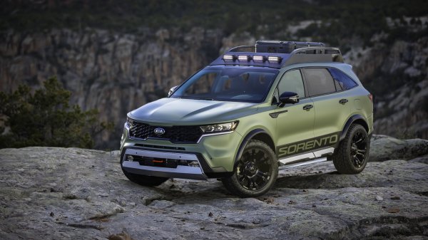Kia-sorento-yosemite-edition-2020-rock-cliff-outroad-crossov