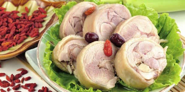 Куриный рулет, запечённый в фольге