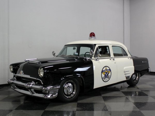 MERCURY MONTEREY 4-DOOR SEDAN POLICE (1954г.)