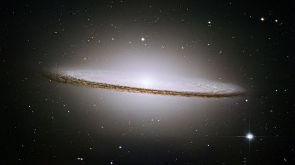 Галактика Сомбреро (Messier 110)