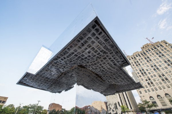 Marks house exterior 03