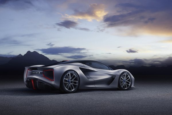 lotus-evija-2020-elektrogiperkar-2000-l-s-kupe