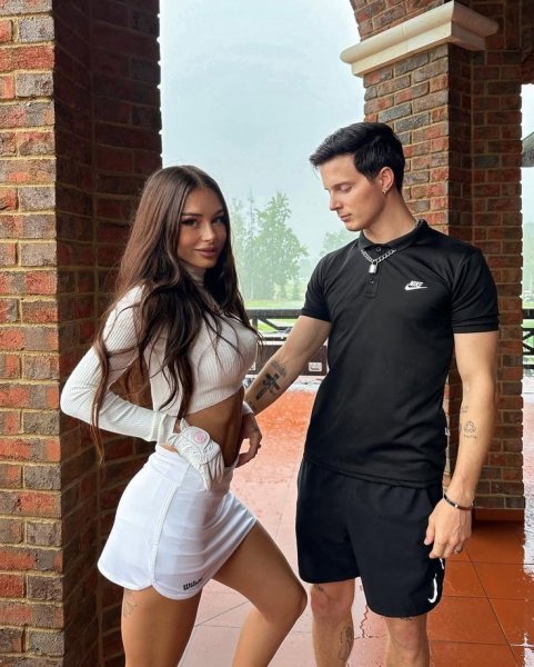 Dfc2cded5e132d375d5e5e3ebec486b2