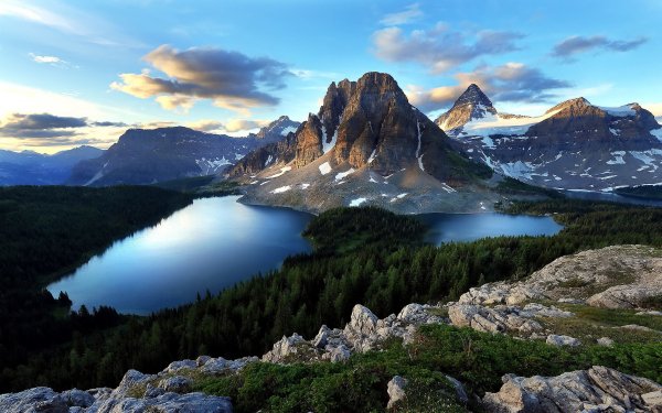 Ozero-gory-les-priroda