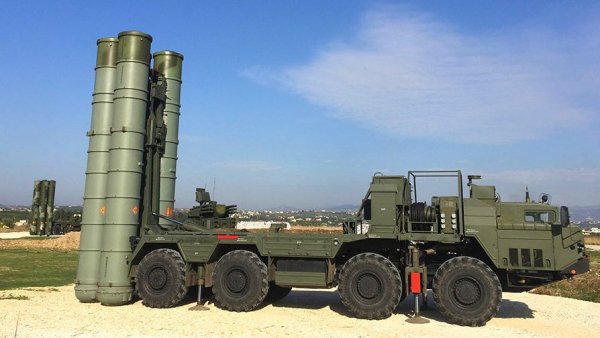 зенитный ракетный комплекс С-400