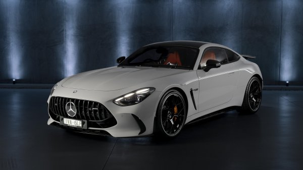 Mercedes-amg-gt-63