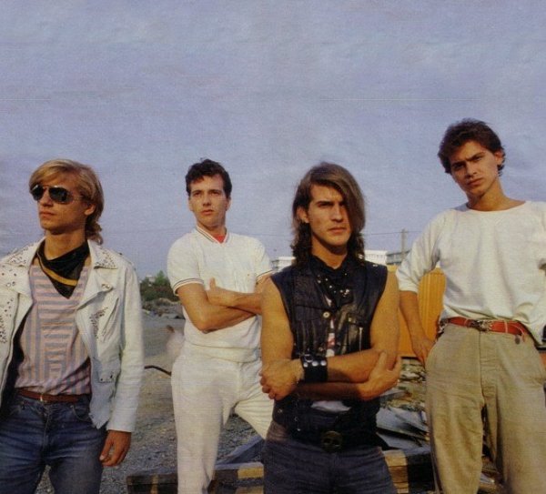 Men Without Hats - Safety Dance