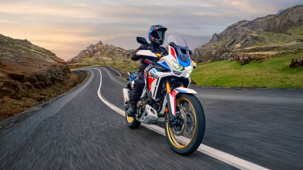 Honda-africa-twin-wallpaper