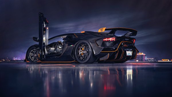 01-08-lamborghini-aventador