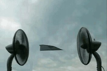 funny-gif-paper-airplane-fly-fan1