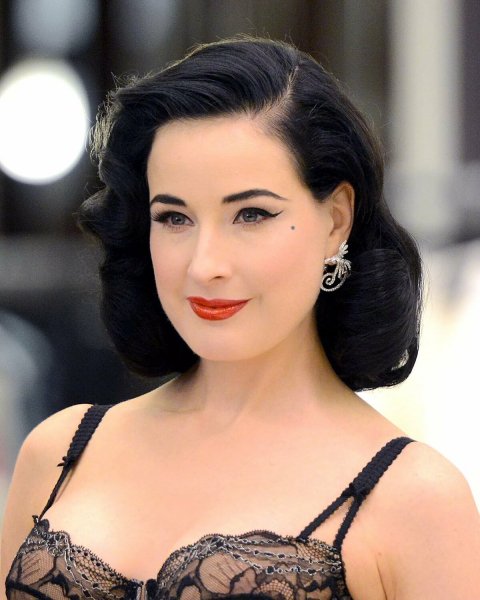 20-p-dita-fon-tiz-instagramm-23
