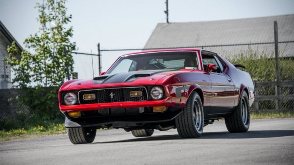 Ford Mustang Mach 1