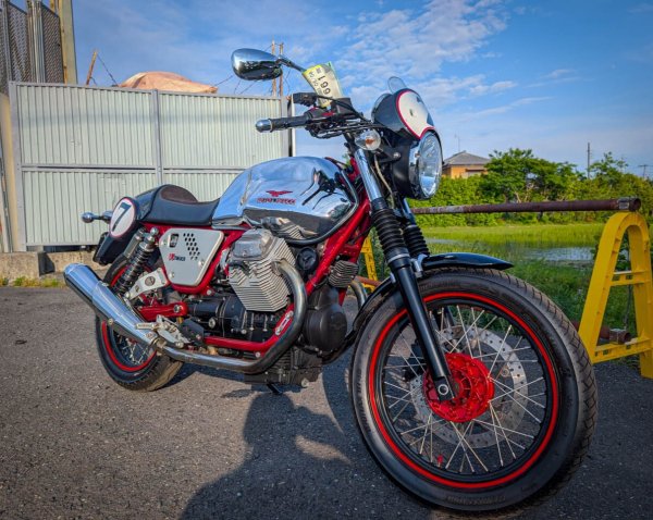 MOTO GUZZI V7 RACER (2012г.)