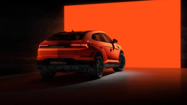 Lamborghini Urus 2025