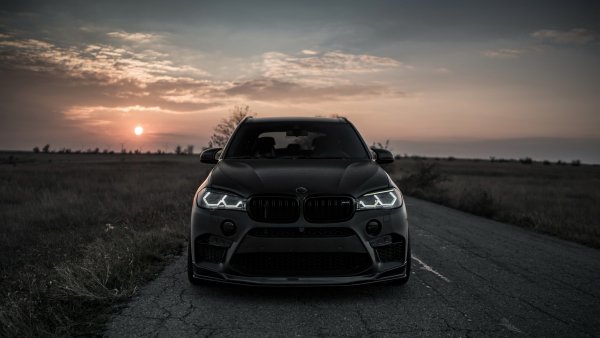 bmw-x5-m-z-perfomance-2018-zakat