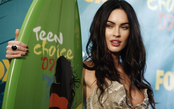 megan-fox-plate-krasavica