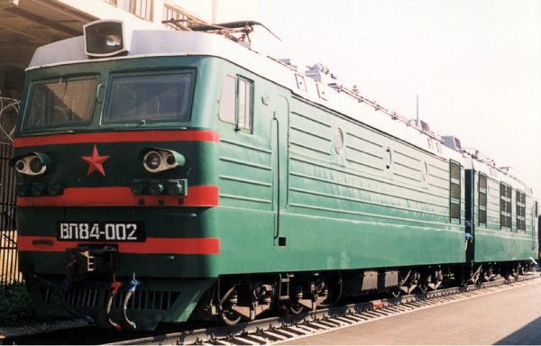 Elektrovoz VL84-002