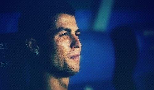 Ronaldu by RoNaLdo777047