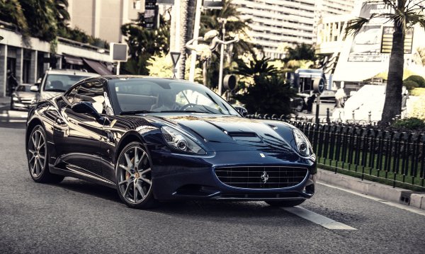 Ferrari-california-blue