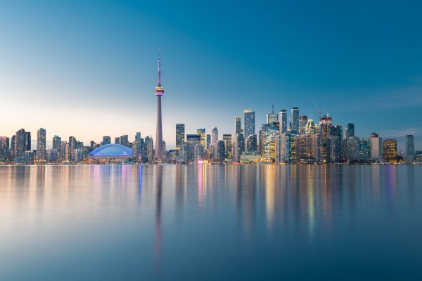 Shutterstock 1725788194