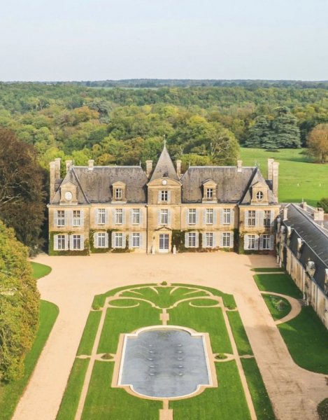 ШАТО КУРЗЕЙ