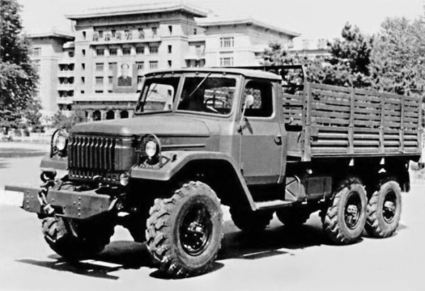 JIEFANG CA30C (1970г.)