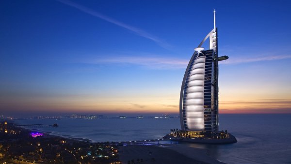 United-Arab-Emirates-Tourism-Background-Wallpaper-94338