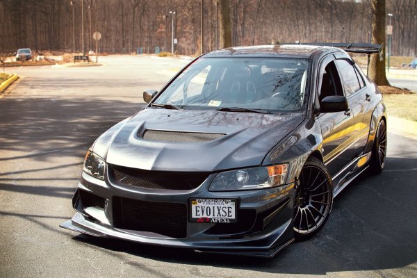 Mitsubishi-lancer-evolution