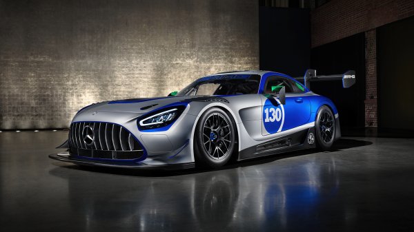 10-21-mercedes-amg-gt3
