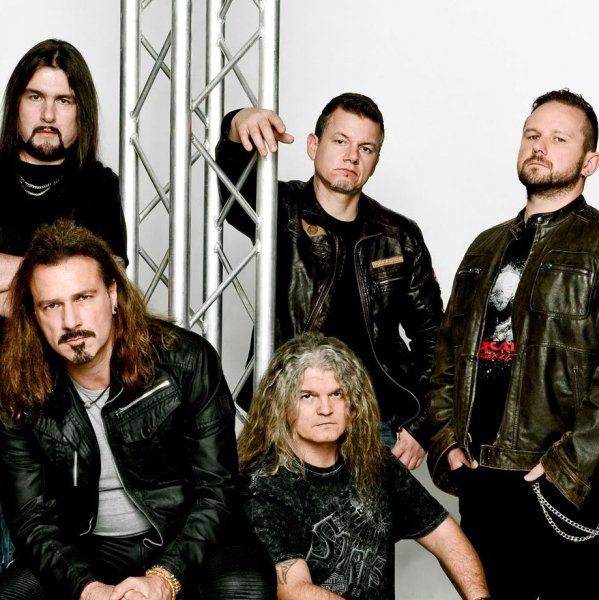 Brainstorm - Escape The Silence