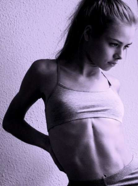 Настя Акатова