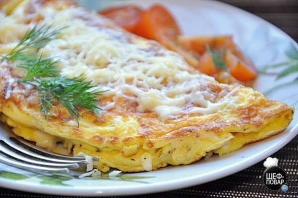ОМЛЕТ С ГРЕНКАМИ И СЫРОМ