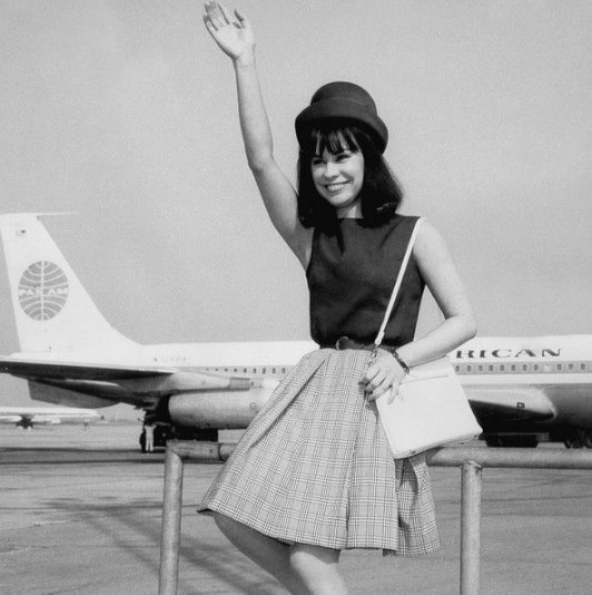 Astrud Gilberto - O Morro Nao Tem Vez