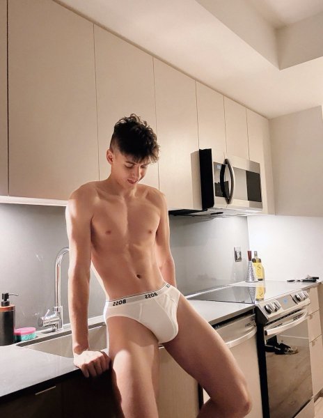 Danny E - @Danny Edwin18