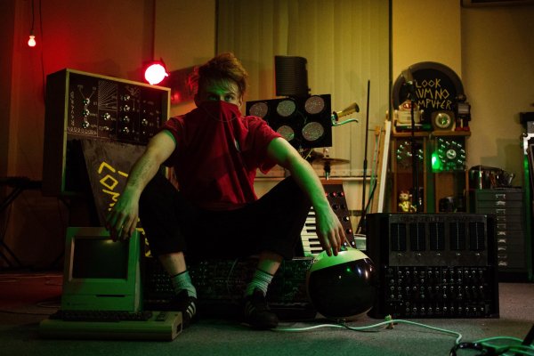 Look Mum No Computer - Eins, Zwei, Drei (Евровидение 2026 Великобритания)