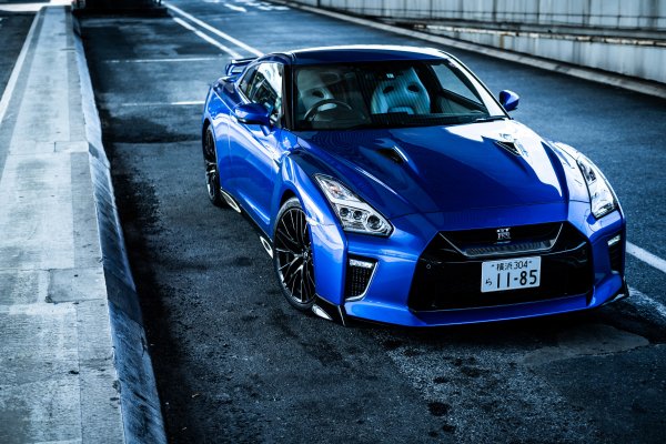 Nissan-gt-r-50th-anniversary-edition-50th-anniversary-2019-2