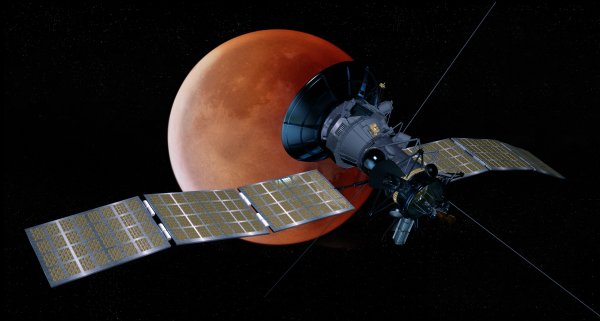 krovavaia-luna-sputnik-kosmos
