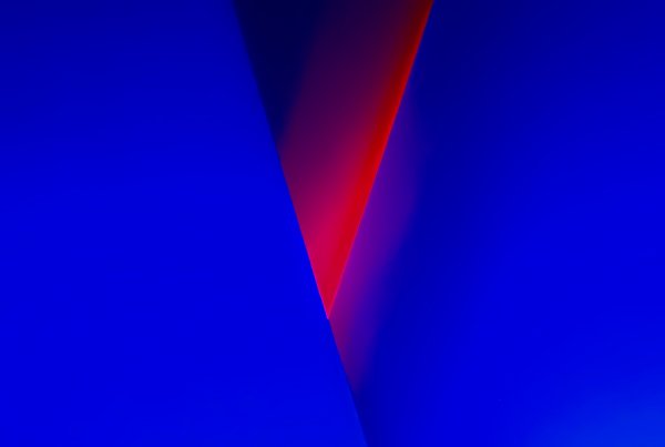 Blue-red-geometry-gradient-abstraction