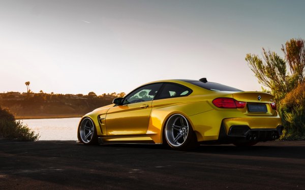 Bmw-m4-vorsteiner-gold
