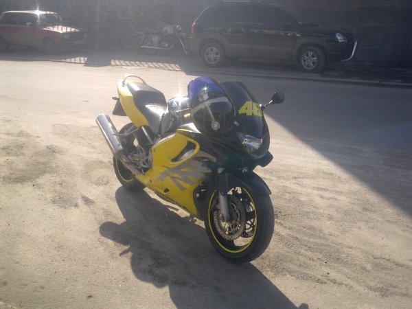 HONDA CBR